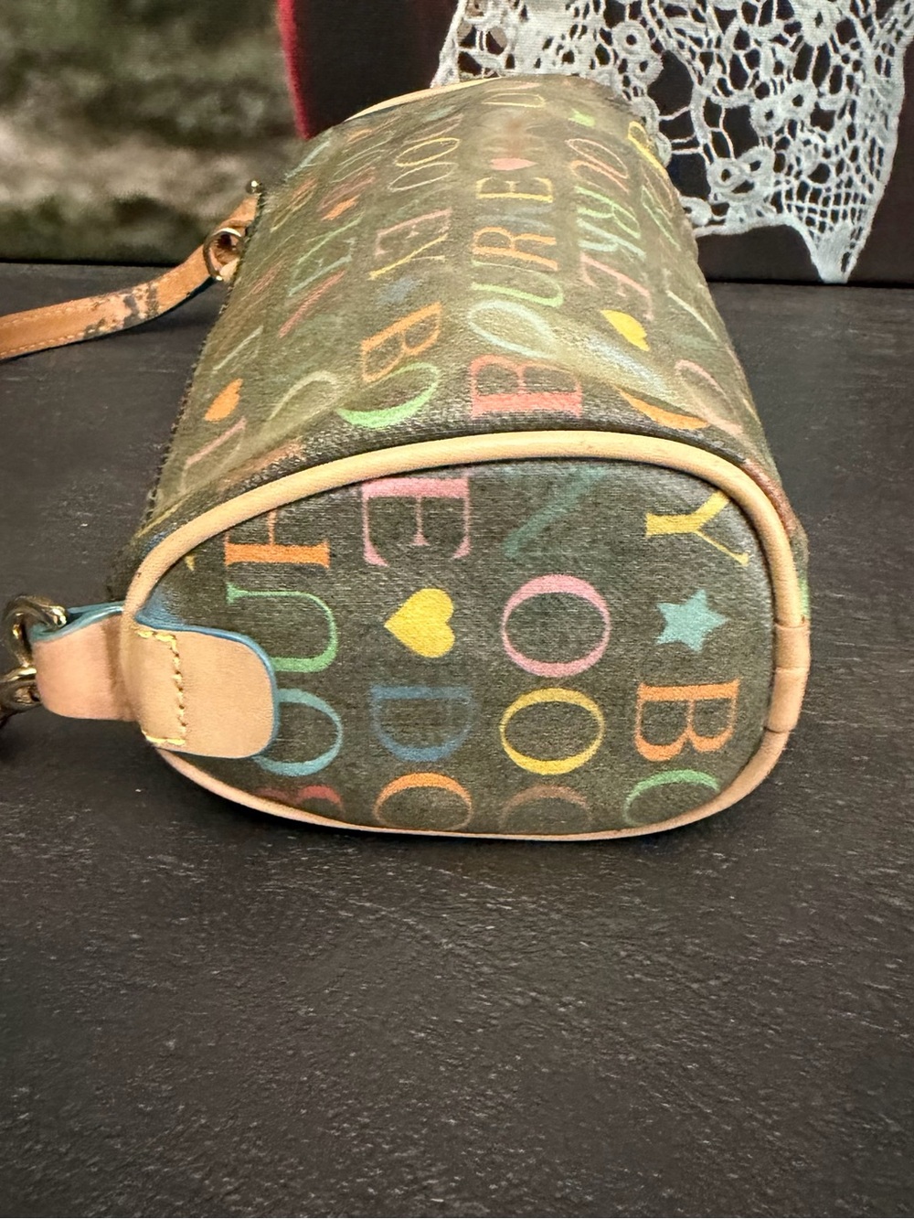 Vintage Dooney & Bourke Multicolor Script mini shoulder barrel bag - Picture 3 of 10